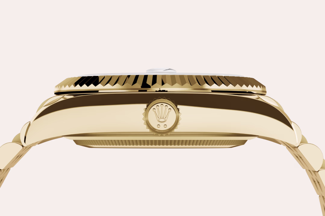 Rolex Sky-Dweller — 18 Karat Gelbgold